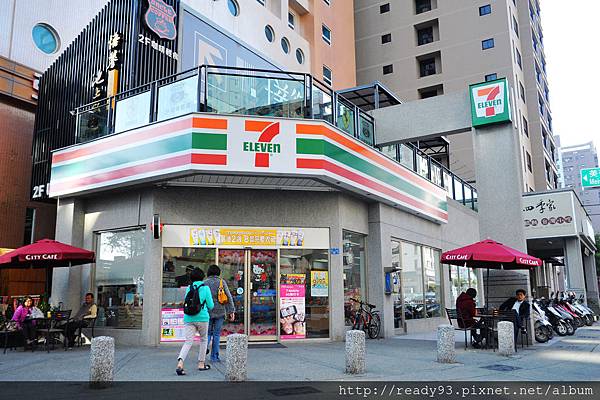 7-11.JPG