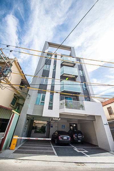 賀成交｜大社區｜京晏｜全新電梯華夏｜三房平車｜專約成交｜賴啟