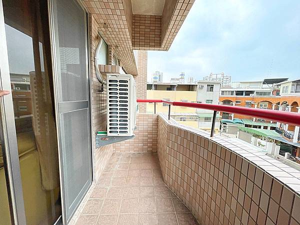 賀成交｜三民區｜陽明學區｜四房大平車｜廈之彩｜專約 賴啟文 