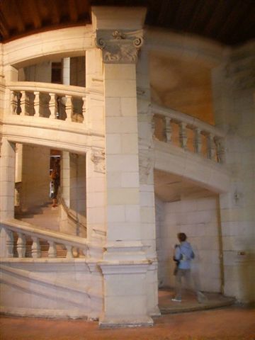 香波堡內部雙螺旋樓梯-Chateau de Chambord.JPG