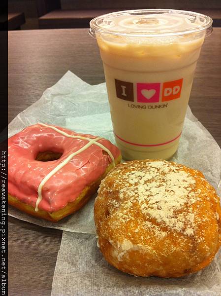 111007 依靠折價券度日之Dunkin Donuts 2