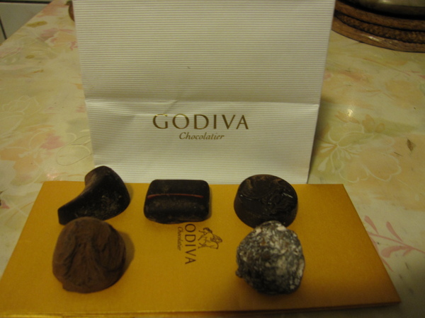 98.01.23 GODIVA (1).JPG