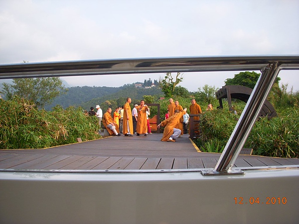 巧遇大陸少林寺的觀光團.jpg