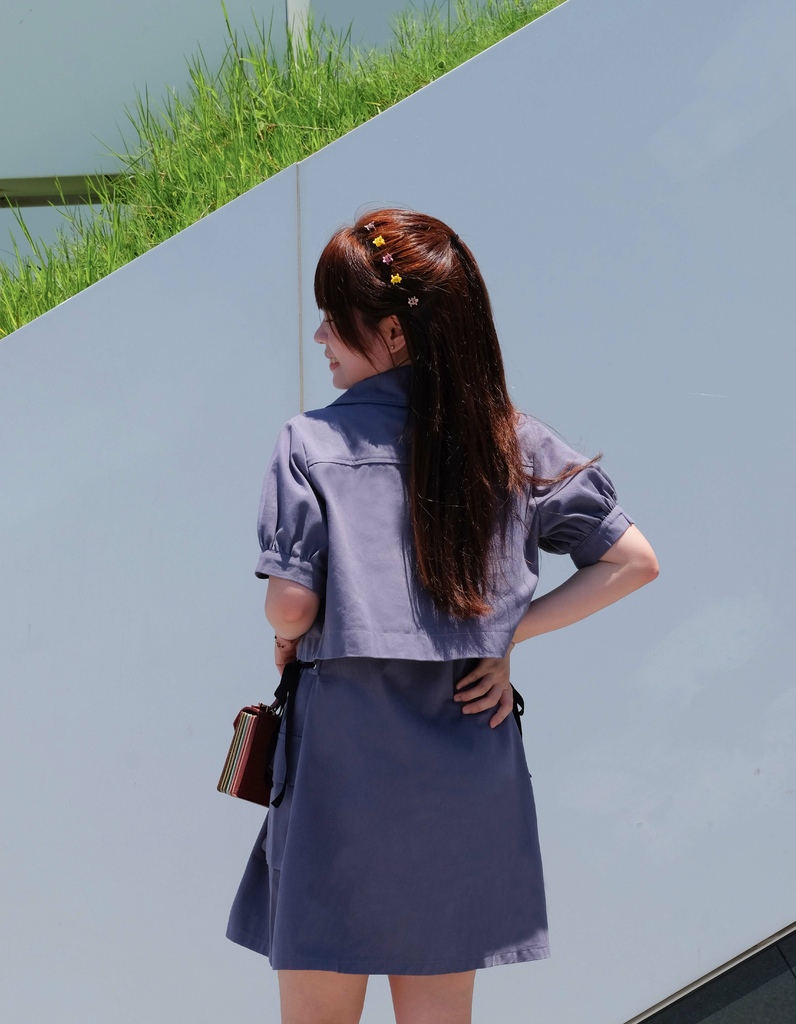 ehole質感穿搭｜夏日時髦女孩。率性甜美的灰藍色系♥