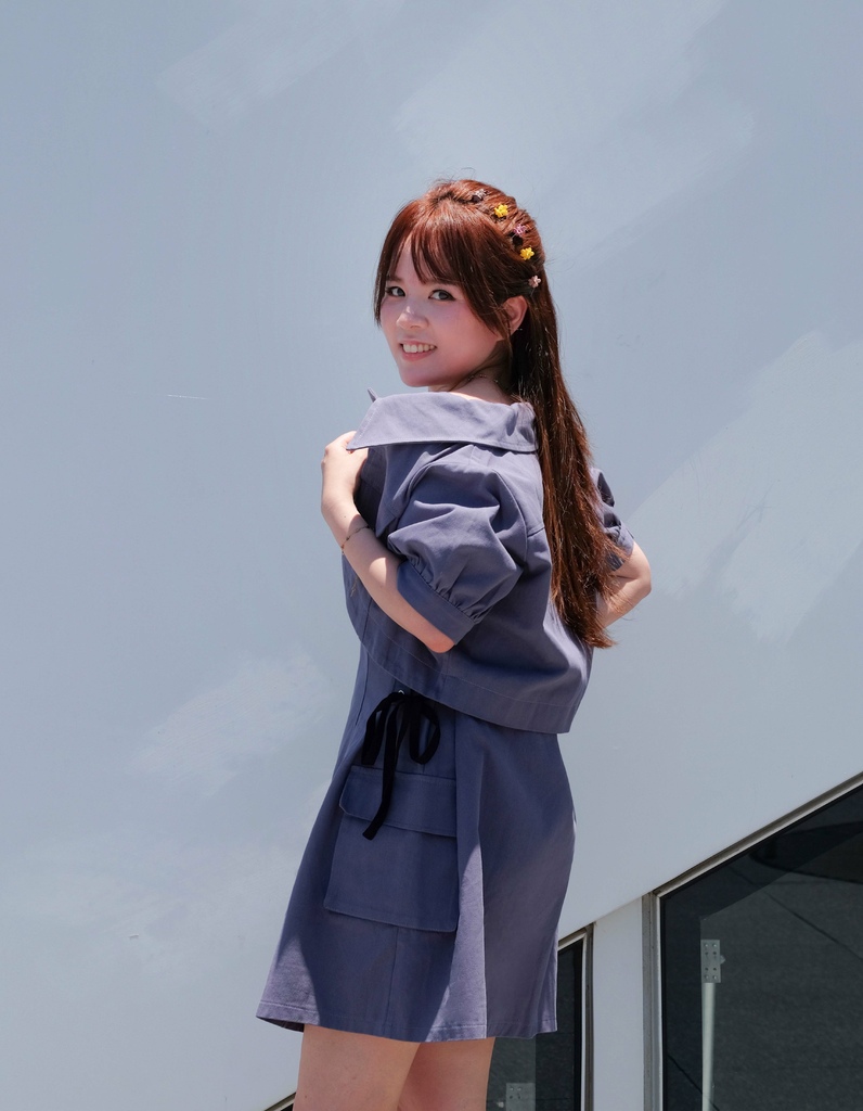 ehole質感穿搭｜夏日時髦女孩。率性甜美的灰藍色系♥