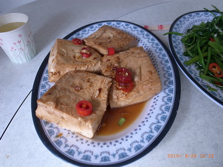 豆腐三吃-紅燒豆腐.JPG