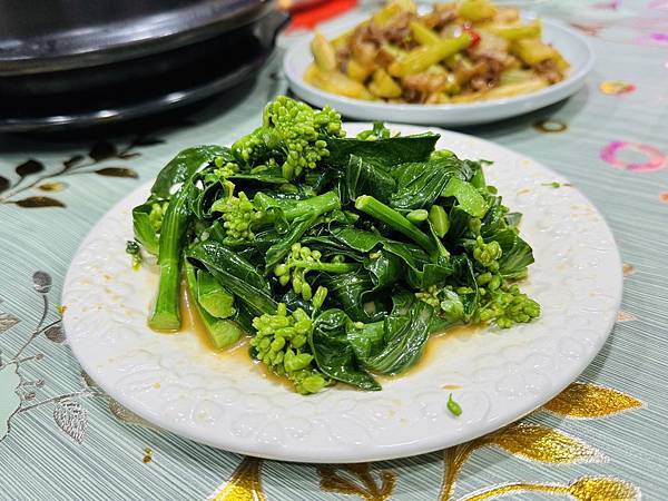 低卡美味！開箱愛雅辣呦 超濃郁新品「叻沙饗味鍋」，加熱即食的