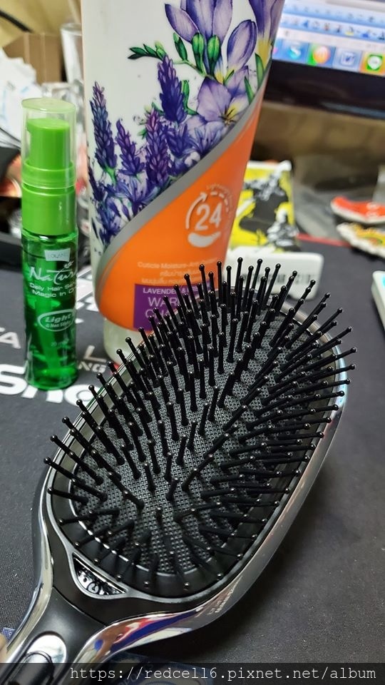 Lolane每日香氛保養組-花萃24hrs持香護髮素-魅力及自然綠萃保濕精華體驗心得分享