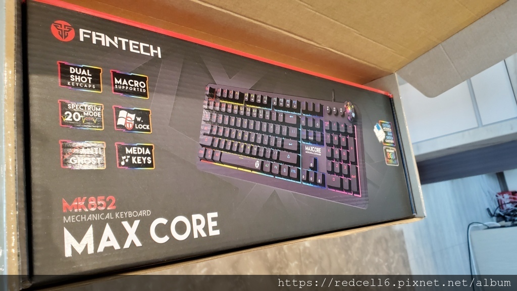 聿鑫代理-高C/P電競好幫手-FANTECH MK852 RGB多媒體機械式(青軸)電競鍵盤(黑)體驗心得分享