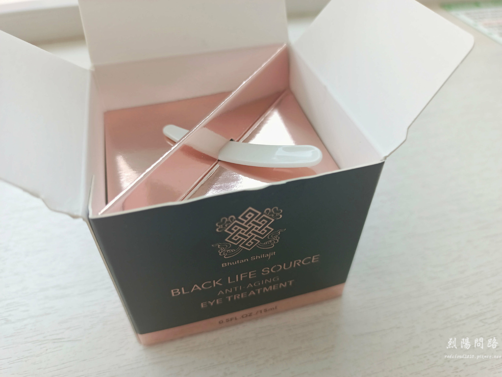 DakiniDéesse 明眸璀璨晚安凍膜 保養品推薦 烈陽問路 (8).jpg DakiniDéesse 明眸璀璨晚安凍膜 保養品推薦 烈陽問路 (8).jpg