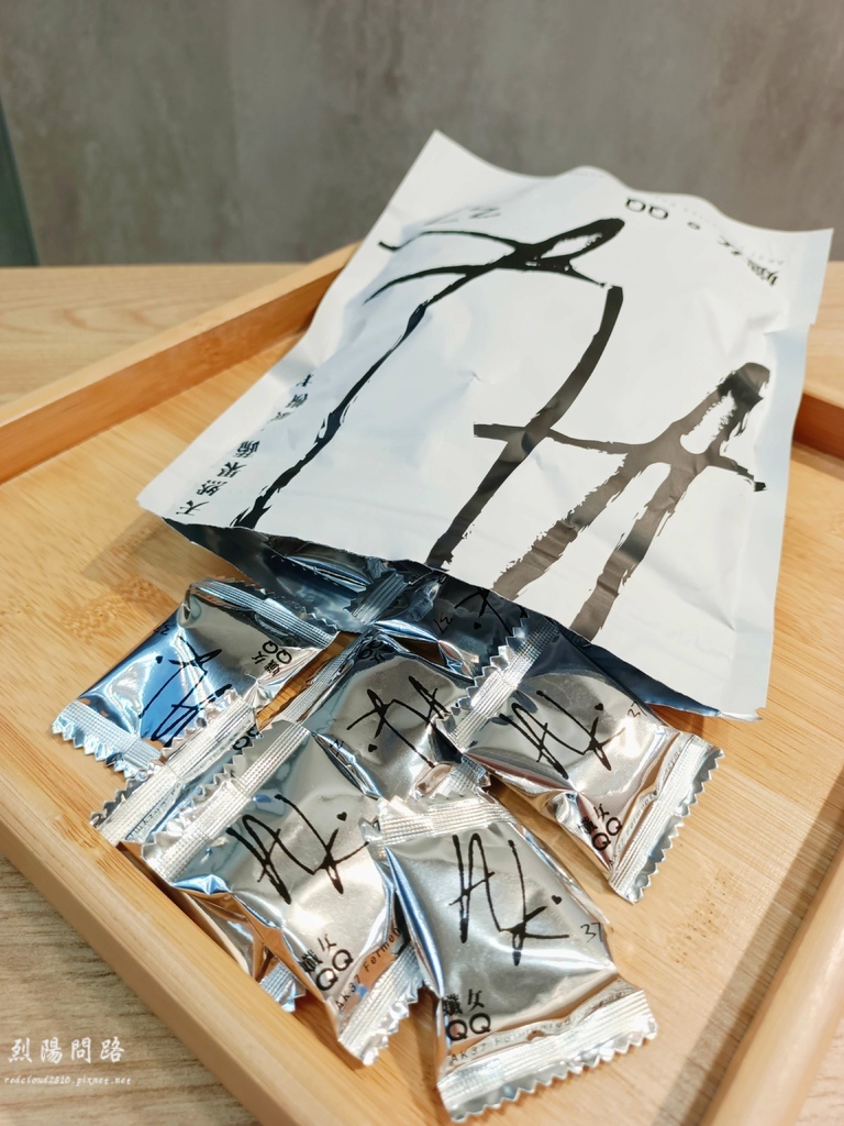 AK37 暢。果蔬發酵軟糖│酵素軟糖開箱│孅女QQ│Lamorcom│愛康評價│烈陽問路 (3).jpg