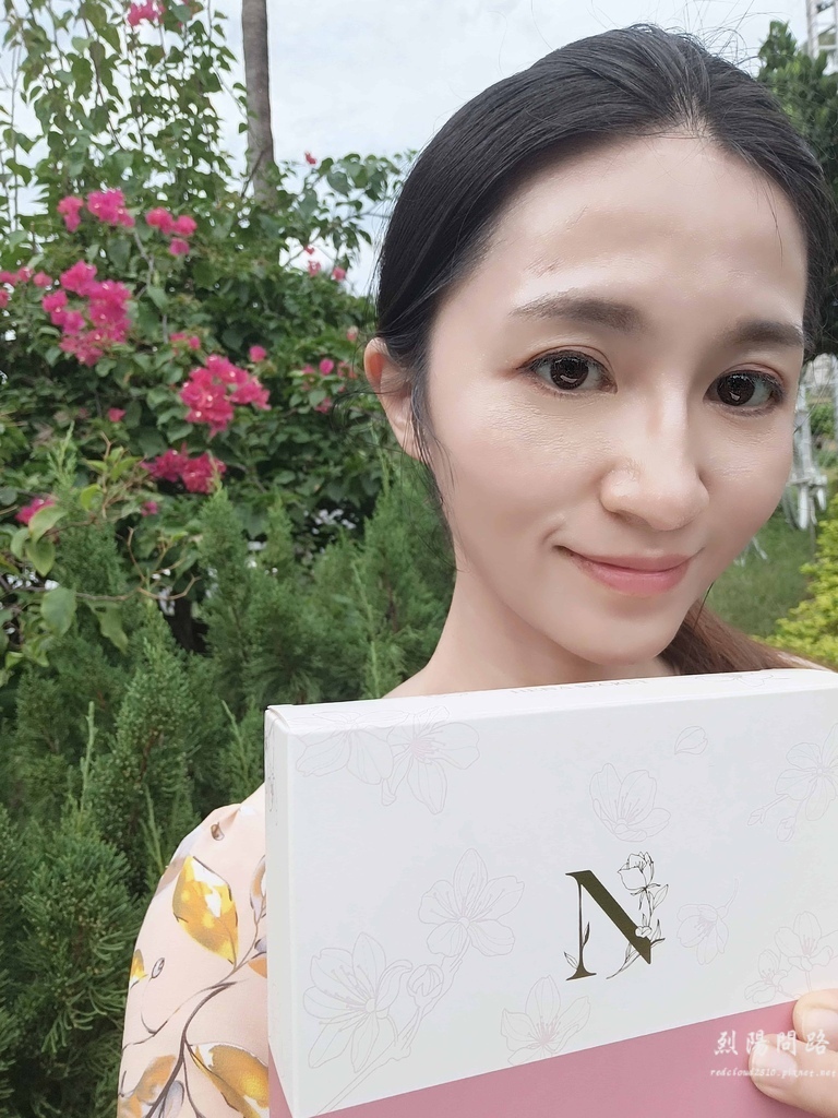 HÉNA SECRET荷娜 樱花胶原美莓冻 女性保养开箱 (14).jpg