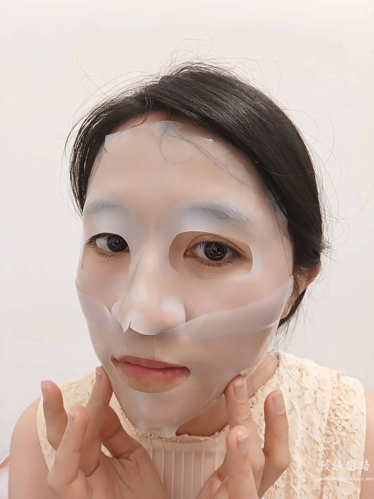 MEDITHERAPY蓝水光保湿果冻凝胶、蓝水光保湿果冻面膜 (6).jpg