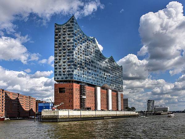 Elbphilharmonie+-+Hamburg+(11)+(1280x963).jpg