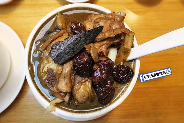 中和美食 雙月食品社 雞湯多到料滿出來 雞湯超補 華人養生雞湯第一品牌 月子餐點首選 台北米其林推薦餐廳 G子的漫畫生活 中和美食 雙月食品社 雞湯多到料滿出來 雞湯超補 華人養生雞湯第一品牌 月子餐點首選 台北米其林推薦餐廳 G子的漫畫生活