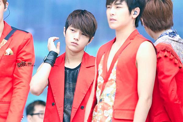 d50735fae6cd7b89ac09bd1a0f2442a7d8330ec5