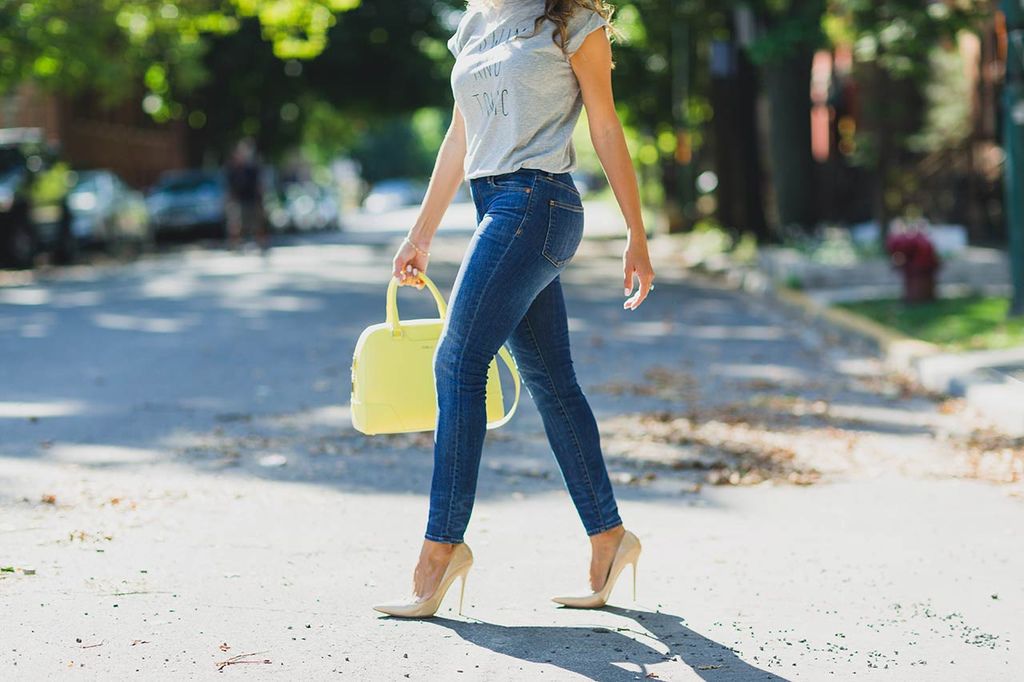 6-skinny-jeans-every-woman-should-own.jpg