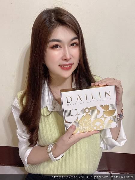 LINE_ALBUM_DAILIN代琳極亮美姬飲_221108_49.jpg