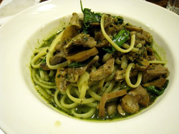 蘿勒橄欖油佐羊肋排肉與義大利菌菇義大利麵-3