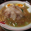 トロ肉チャーシューメン（鮪魚肉叉燒麵）