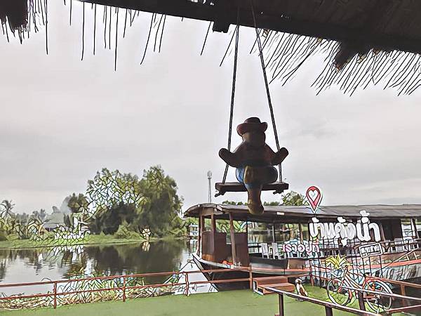 42933437_10156718552949281_4539631246182973440_n