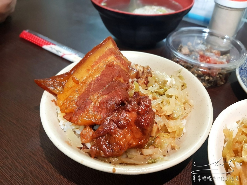 南豐此魯肉飯 高雄美食推薦 專業噗嚨共MISO吃走 (4).jpg