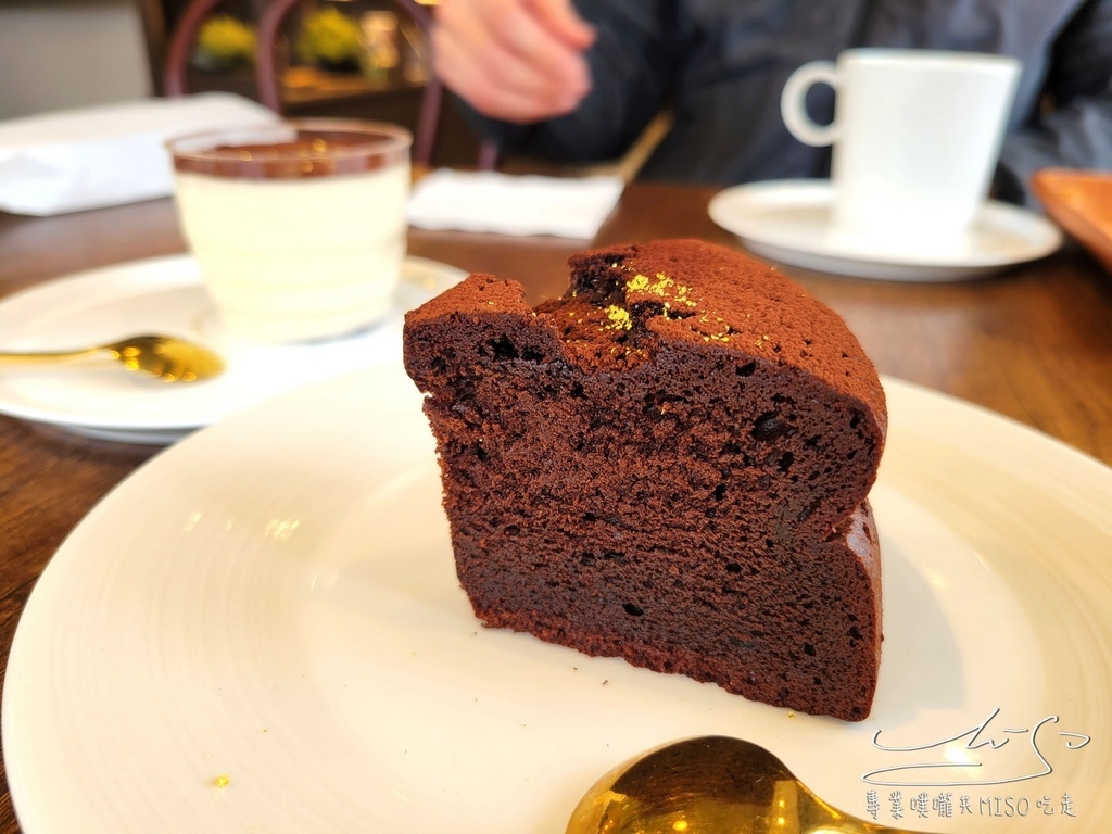 Boulangerie et café Main Mano - 曼瑪儂 松山區咖啡廳 松山美食推薦 日本來的麵包 專業噗嚨共MISO吃走 (42).jpg