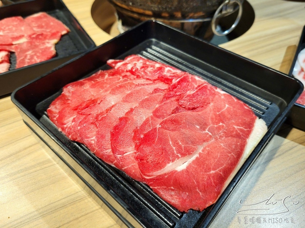 石垣島燒肉 中壢燒肉推薦 燒肉吃到飽 桃園吃到飽餐廳 中壢吃到飽餐廳 專業噗嚨共MISO吃走 (19).jpg