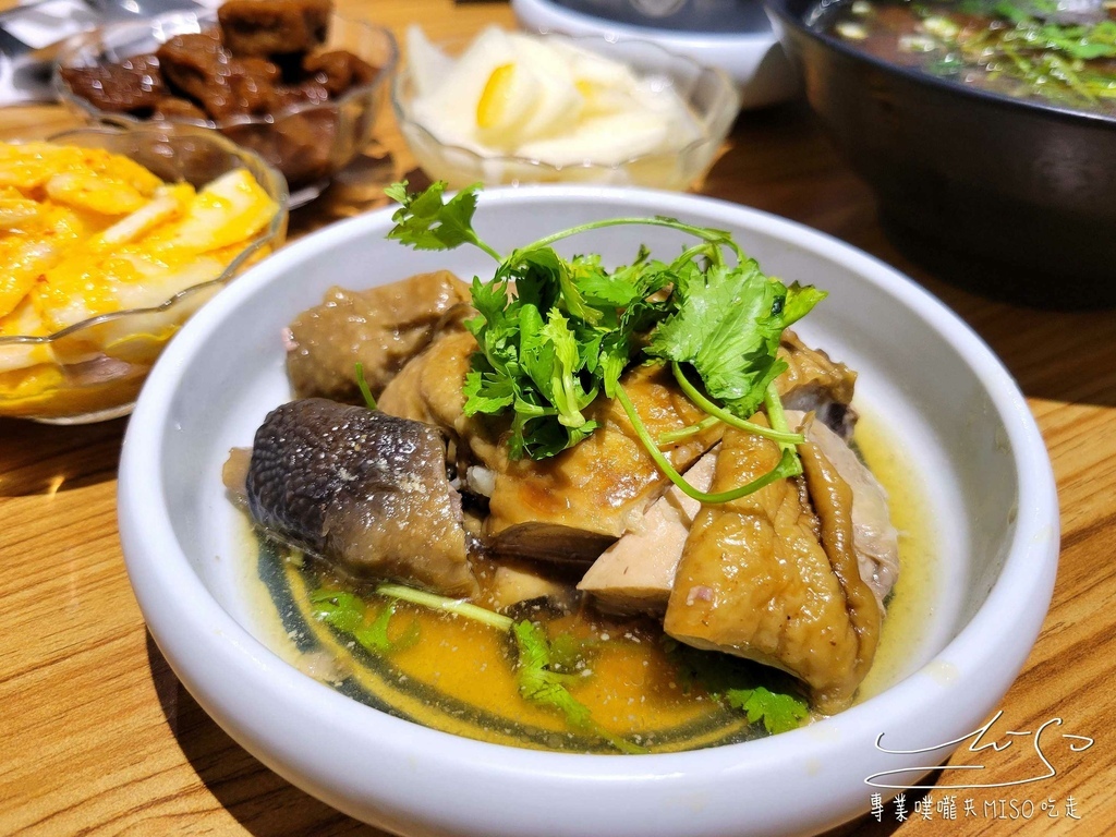 雞霸 永和美食 永和雞肉飯 四號公園餐廳 四號公園美食 專業噗嚨共MISO吃走 (14).jpg