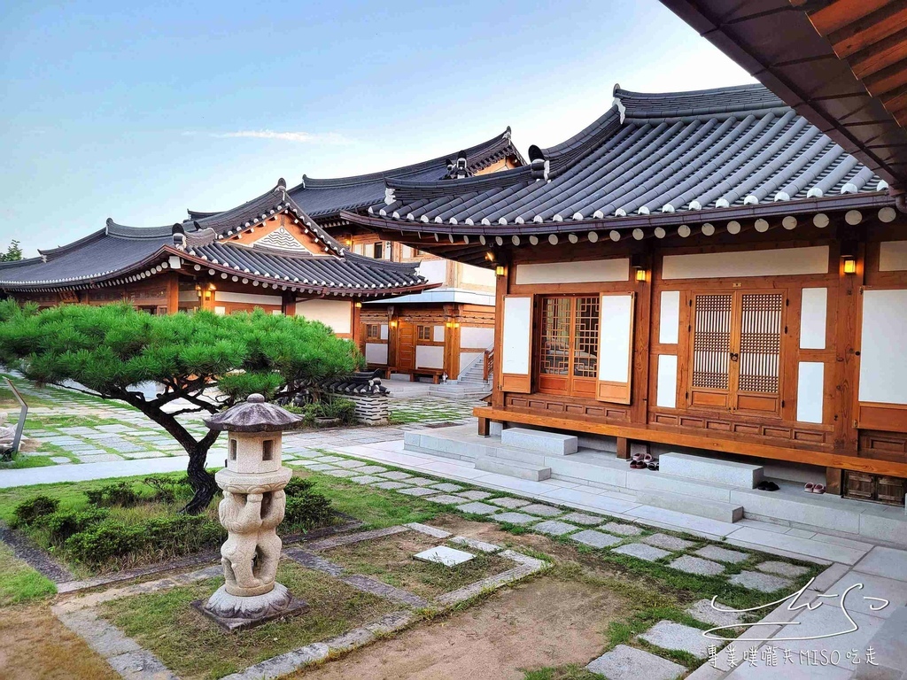 皇南館韓屋民宿 慶州韓屋住宿推薦Hwangnamguan Hanok Village %26; Hotel 專業噗嚨共MISO吃走 (14).jpg