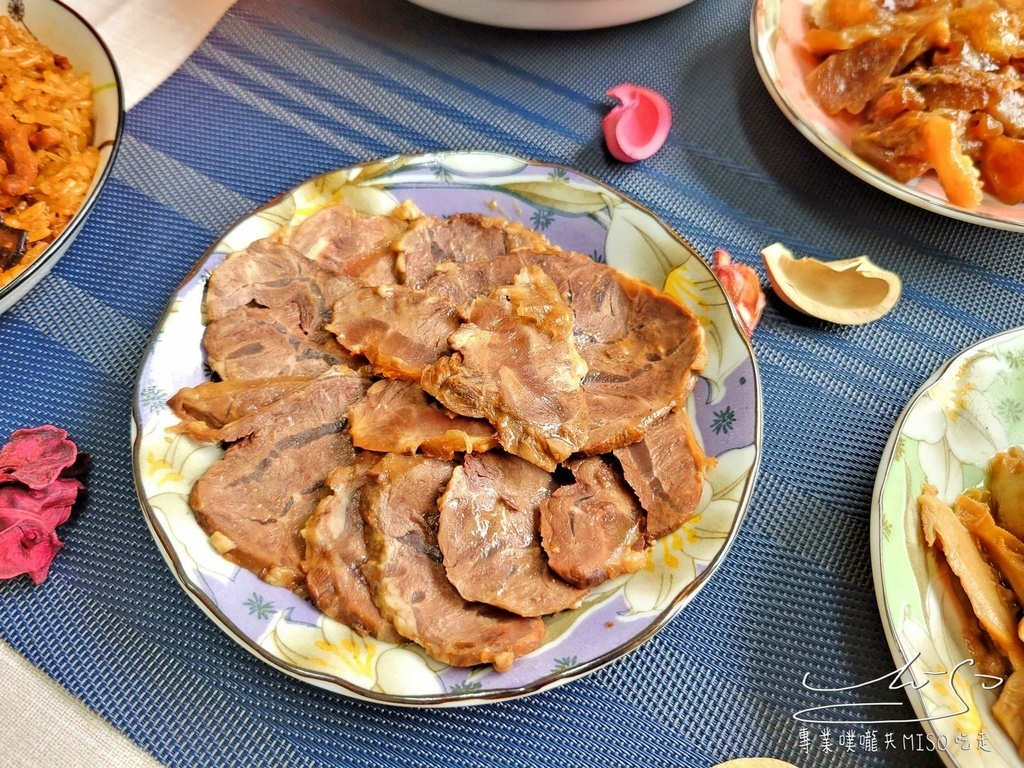 冊子油飯 春節年菜 彌月油飯 2024春節年菜組合 專業噗嚨共MISO吃走 (27).jpg