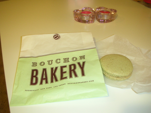 Bouchon Macaron at home