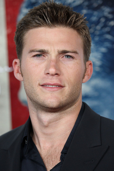 Scott Eastwood-AES-048914