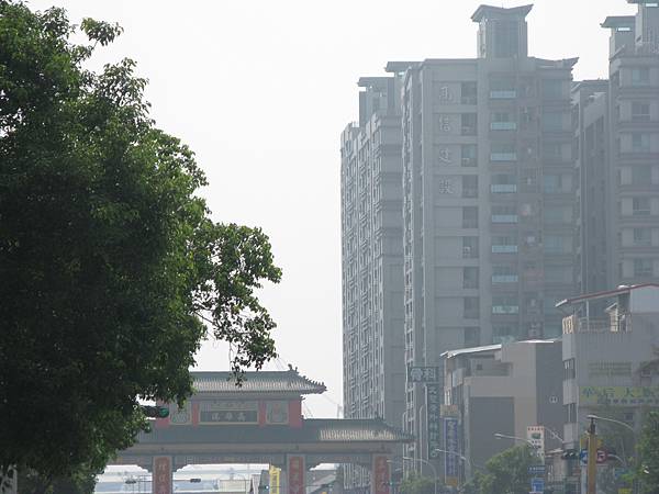 高雄港牌樓