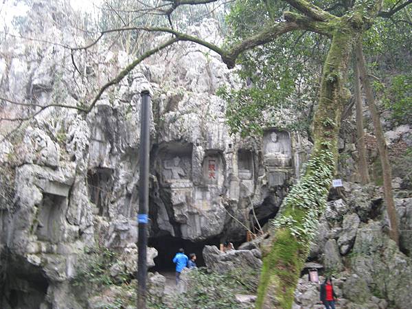 靈隱寺一線天