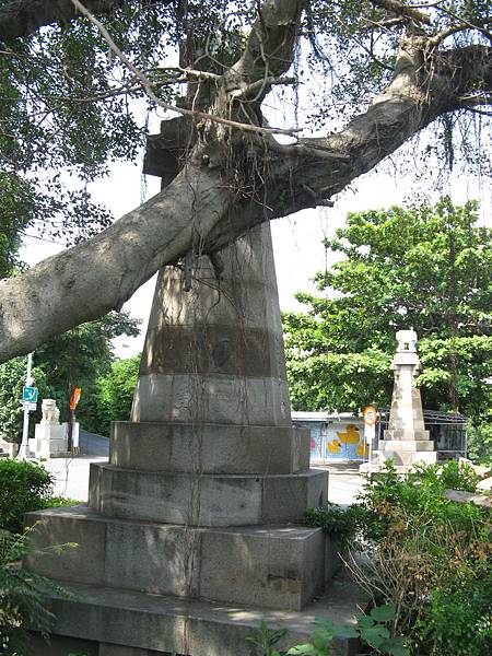 高雄市忠烈祠（高雄神社）