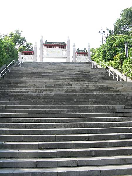 高雄市忠烈祠（高雄神社）