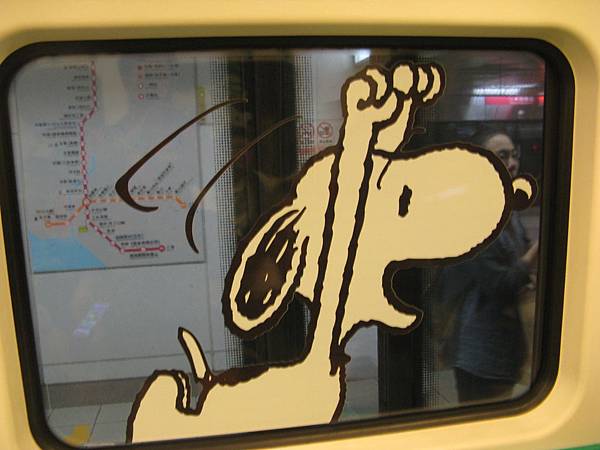 Snoopy 彩繪列車