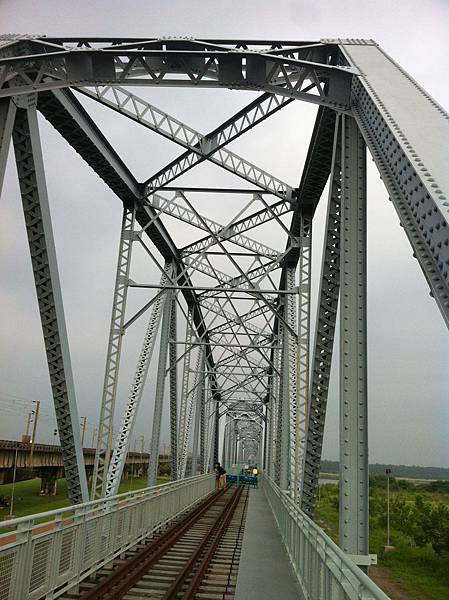 下淡水溪舊鐵橋