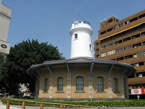 南區氣象中心旁建築物 2