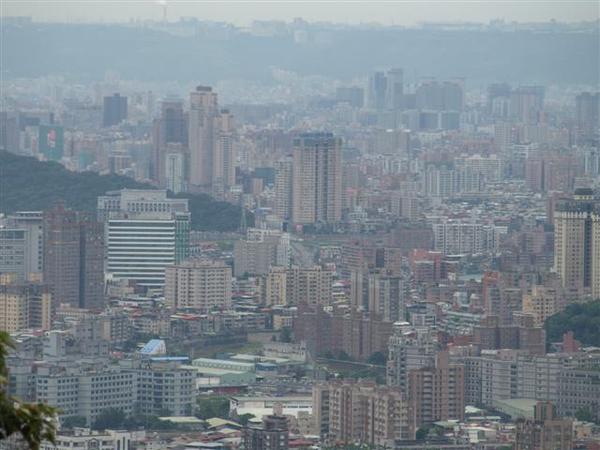 樟山寺(高樓大廈)