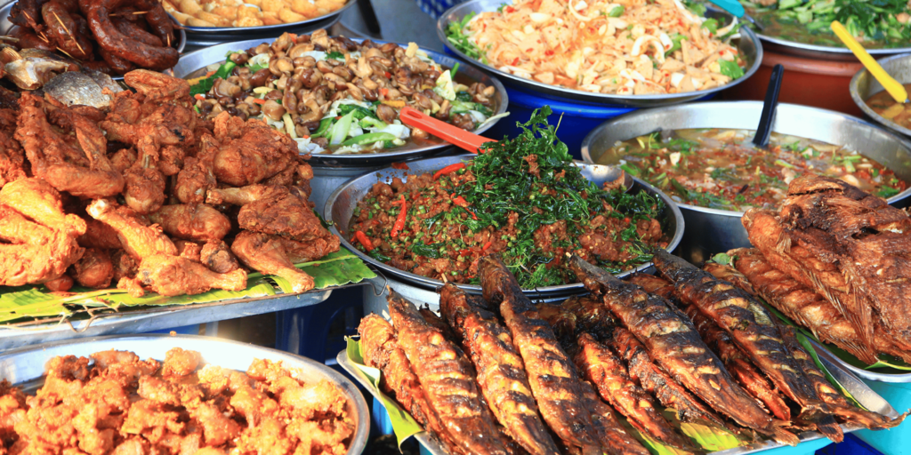 世界各地的街头美食：10 道必尝菜肴