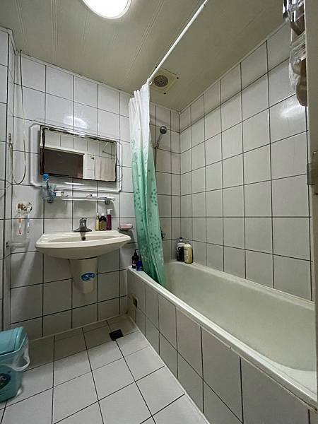 ｜浴室翻新｜民本街翻修(二)－浴缸改淋浴門