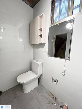 浴室翻新不做淋浴門,還能乾濕分離嗎? 淋浴間降板、乾濕分 浴室翻新不做淋浴門,還能乾濕分離嗎? 淋浴間降板、乾濕分