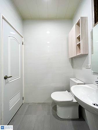 浴室翻新不做淋浴門,還能乾濕分離嗎? 淋浴間降板、乾濕分 浴室翻新不做淋浴門,還能乾濕分離嗎? 淋浴間降板、乾濕分