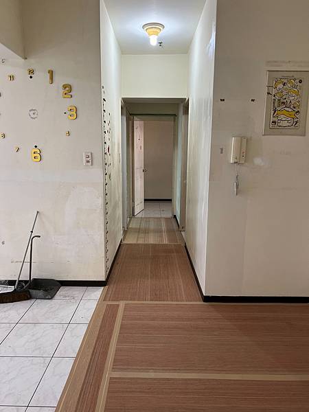 |浴室翻新|1坪|雲彩灰系磁磚-老舊浴缸拆除、乾溼分離規劃 |浴室翻新|1坪|雲彩灰系磁磚-老舊浴缸拆除、乾溼分離規劃