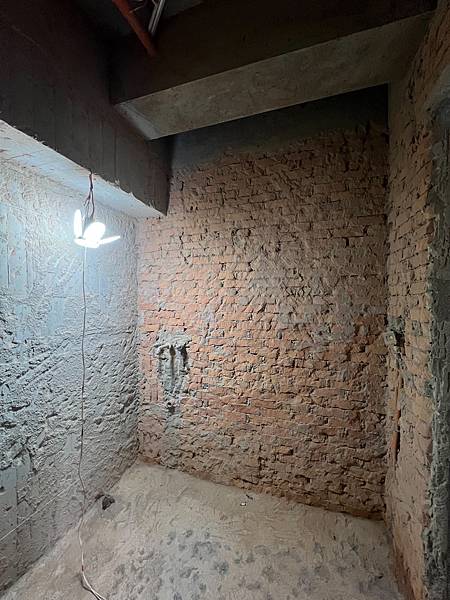 浴室翻新1.3坪埋壁式龍頭改管一般壁出水! 乾溼分離規 浴室翻新1.3坪埋壁式龍頭改管一般壁出水! 乾溼分離規