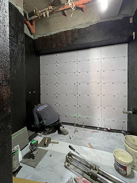 浴室翻新1.3坪埋壁式龍頭改管一般壁出水! 乾溼分離規 浴室翻新1.3坪埋壁式龍頭改管一般壁出水! 乾溼分離規