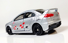 tomica_toysrus_Mitsubishi_evo_cover_240.JPG