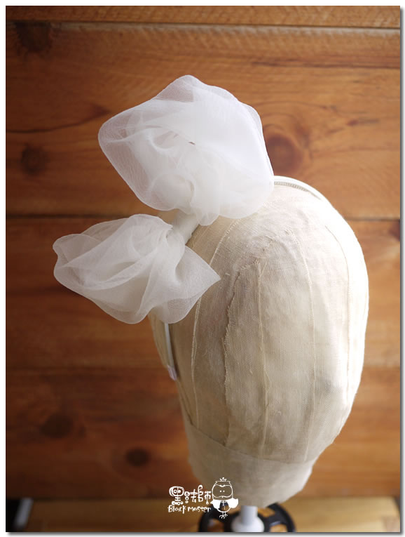 白色薄紗蝴蝶結髮箍伍 02.jpg 白色薄紗蝴蝶結髮箍伍 02.jpg